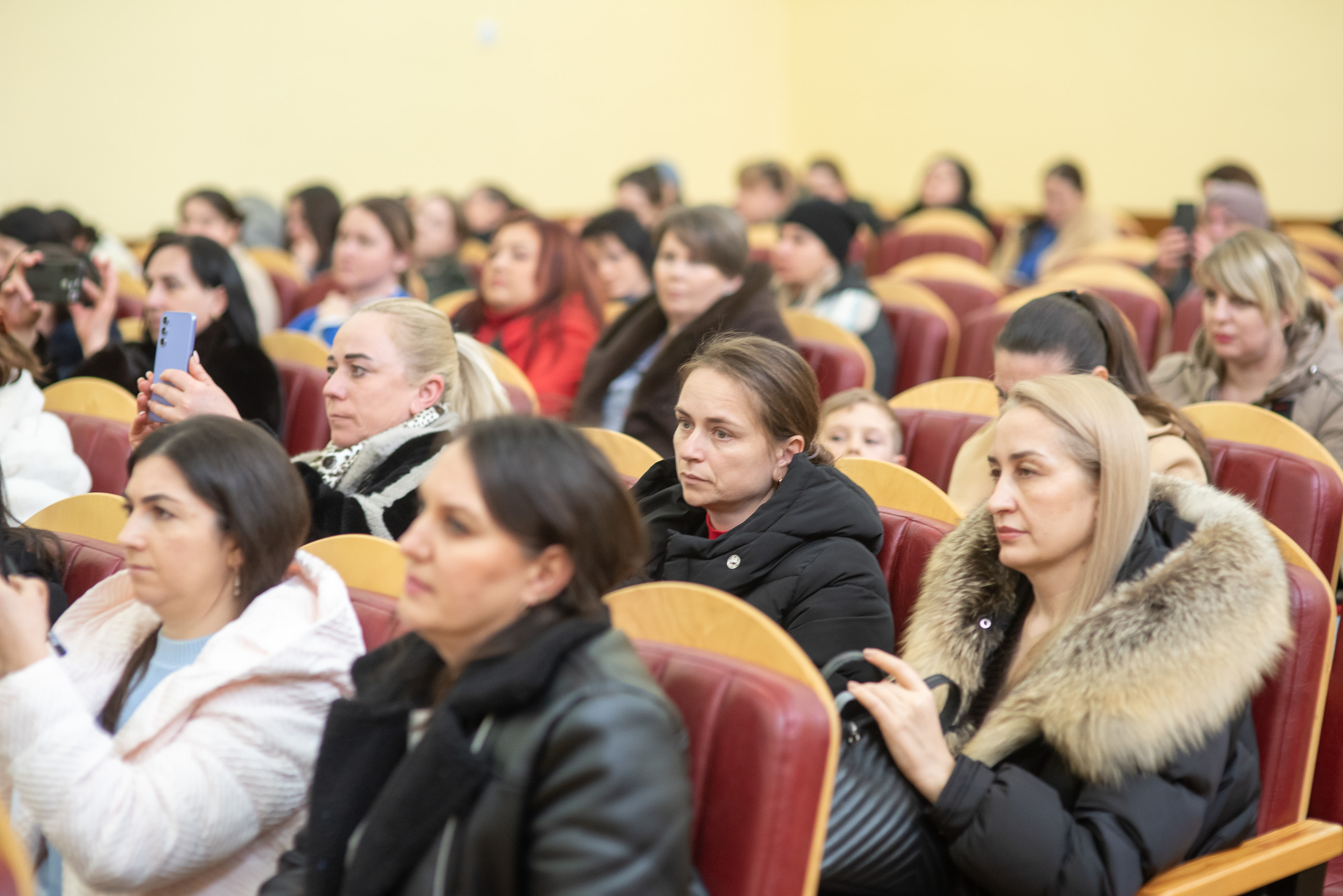 Lansarea Programului național de informare pentru părinți și îngrijitori „Zona Sigură Online”